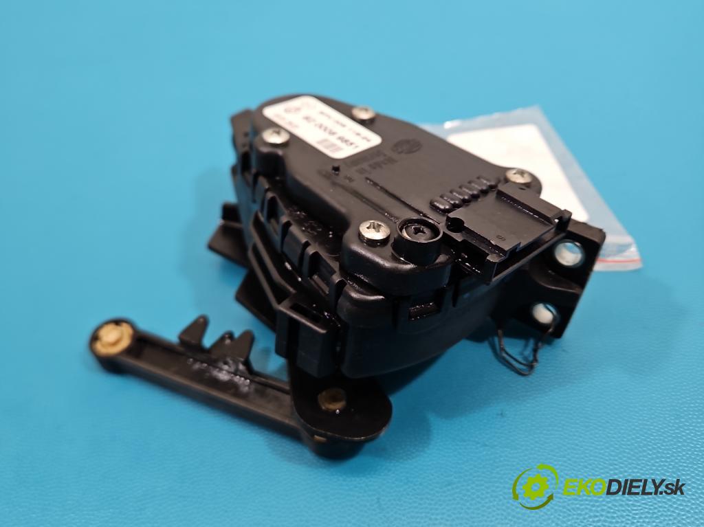 Renault Clio II 1998-2012 1.4 16V 98 HP manual 72 kW 1390 cm3 5- pedal plyn potenciometr: 8200089851