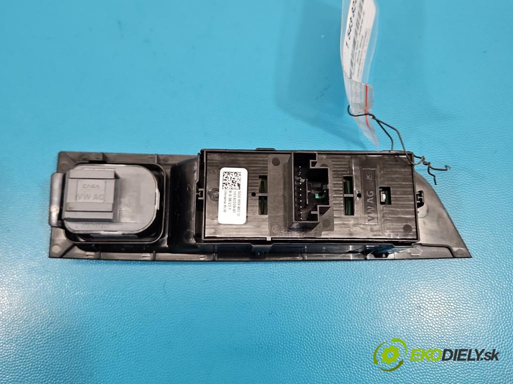 Skoda Kamiq 1.0 TSI 110 HP automatic 81 kW 999 cm3 5- prepínač okien spätných zrkadiel 5G0959857D