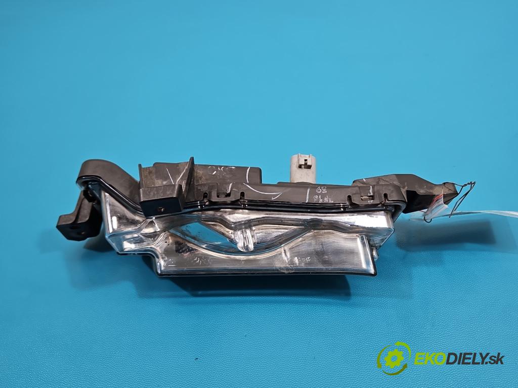 Suzuki Vitara II 2015- 1.6 16V 120 hp manual 88 kW 1586 cm3 5- Světlo provozu denně pravé