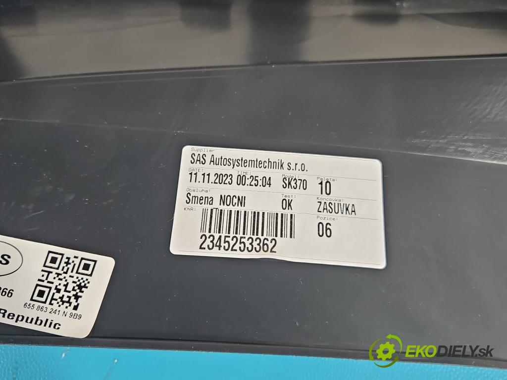 Skoda Kamiq 1.0 TSI 110 HP automatic 81 kW 999 cm3 5- operadlo  (Lakťová opierka)