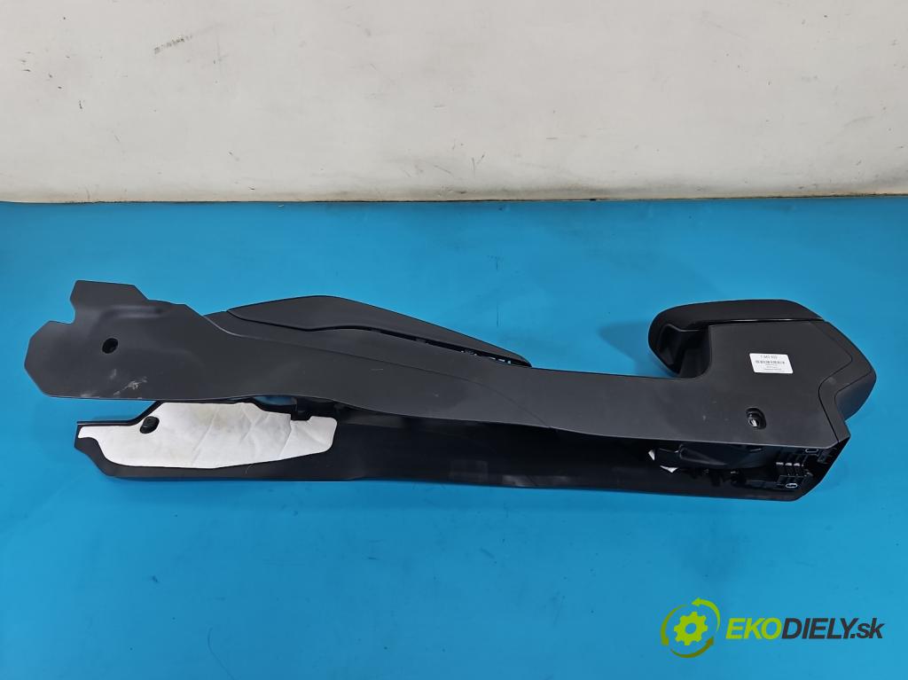 Skoda Kamiq 1.0 TSI 110 HP automatic 81 kW 999 cm3 5- operadlo  (Lakťová opierka)