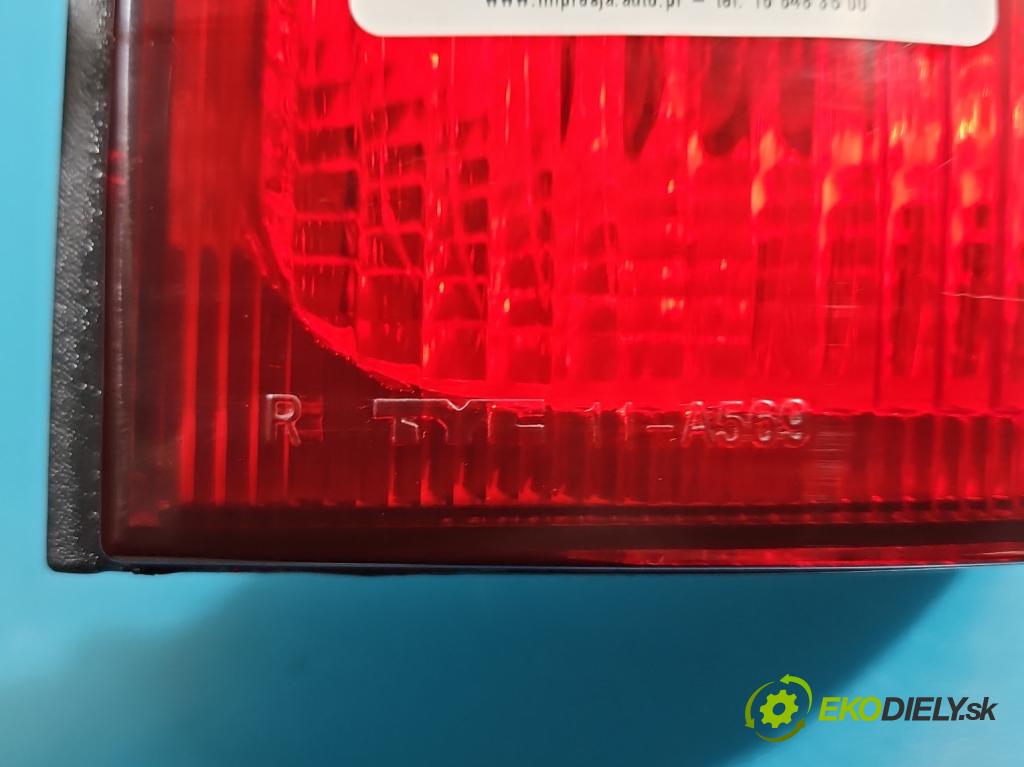 Renault Master II 1998-2010 2.5 dci 120 HP manual 88 kW 2464 cm3 4- svetlo / reflektor zadné pravé  (Kľučka dverí ostatné)