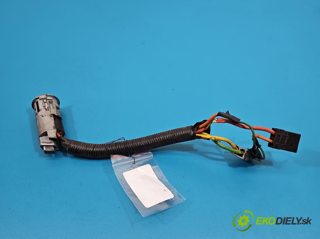 Renault Master II 1998-2010 2.5 dci 120 HP manual 88 kW 2464 cm3 4- Spínačka  (Spínacia skrinka)