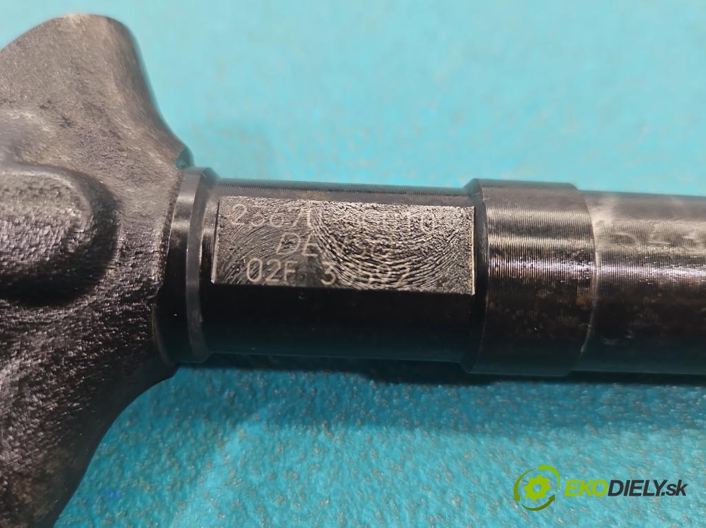 Toyota Avensis II T25 2003-2008 2.0 D4D 116 HP manual 85 kW 1995 cm3 5- vstrek 23670-0G010 (Vstrekovač paliva)