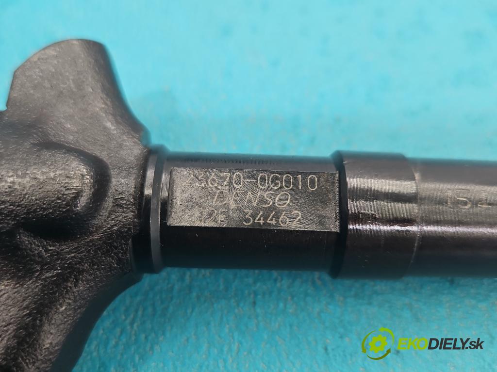 Toyota Avensis II T25 2003-2008 2.0 D4D 116 HP manual 85 kW 1995 cm3 5- vstrek 23670-0G010 (Vstrekovač paliva)