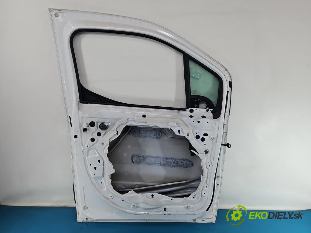 Toyota Proace City 1.5 D4D 131 HP automatic 96 kW 1499 cm3 5- dvere predné ľavé  (Kľučka dverí ostatné)