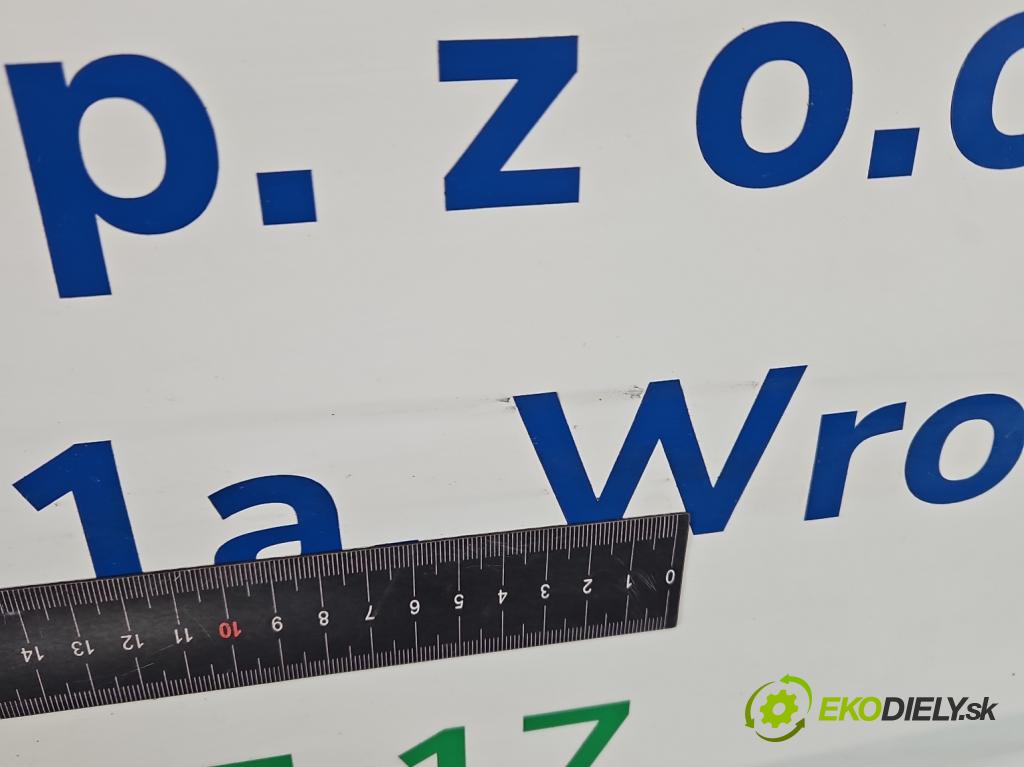 Toyota Proace City 1.5 D4D 131 HP automatic 96 kW 1499 cm3 5- dvere predné ľavé  (Kľučka dverí ostatné)