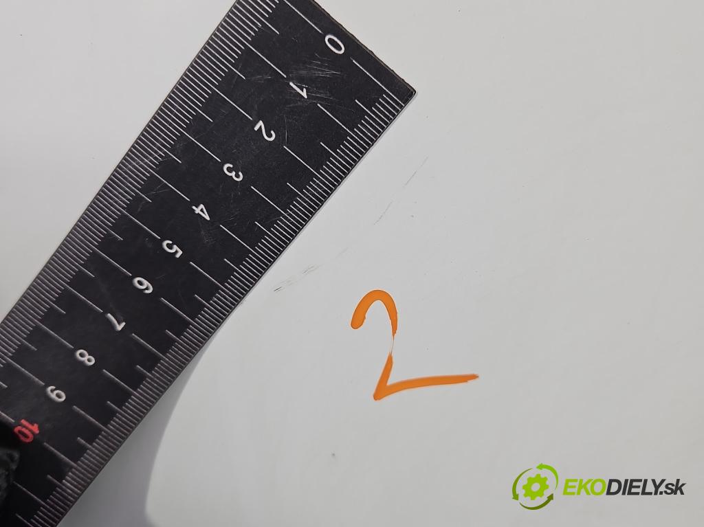 Toyota Proace City 1.5 D4D 131 HP automatic 96 kW 1499 cm3 5- dvere posuvné: pravé