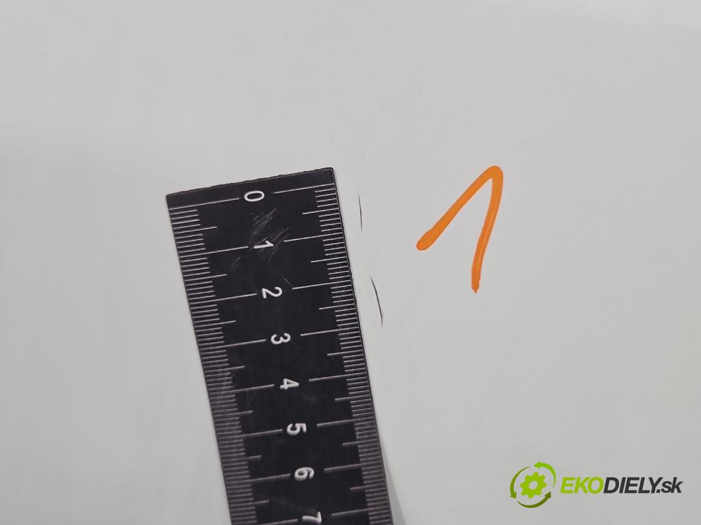 Toyota Proace City 1.5 D4D 131 HP automatic 96 kW 1499 cm3 5- dvere posuvné: pravé