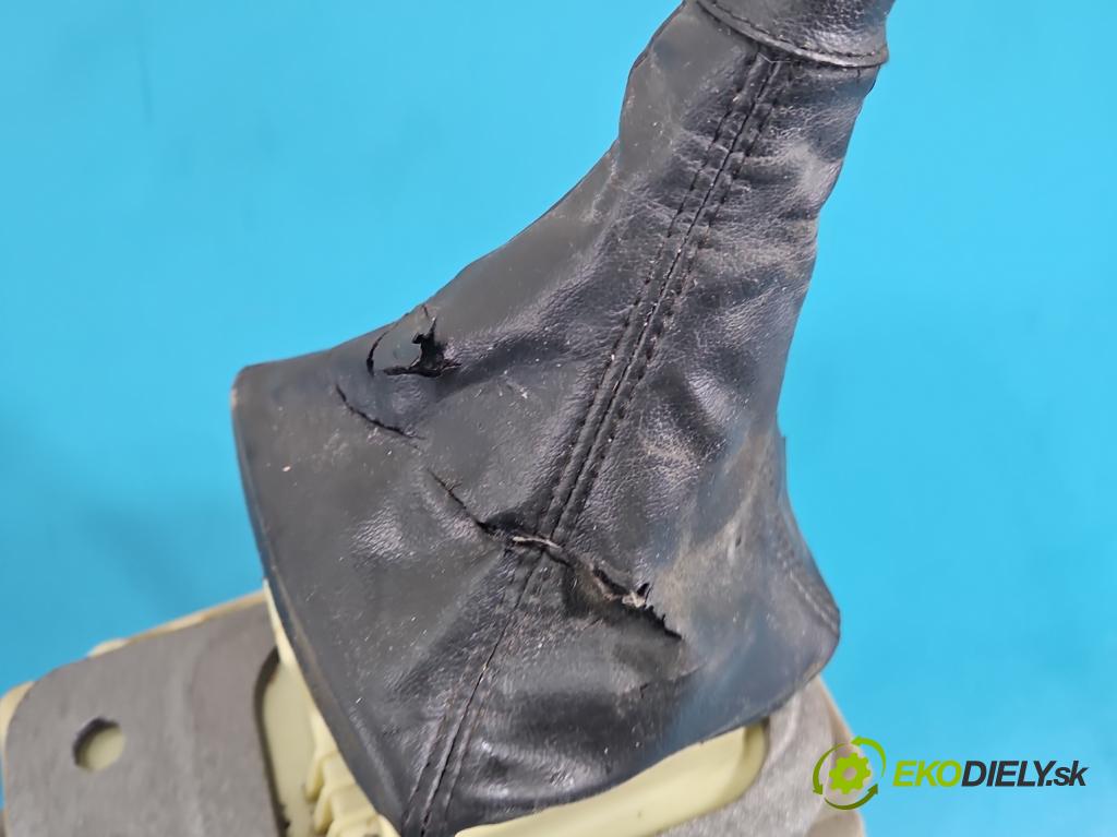 Fiat Stilo 1.2 16V 80 HP manual 59 kW 1242 cm3 5- Páka: Změny: stupeň,rýchlosť  (Rýchlostná páka (kulisa))