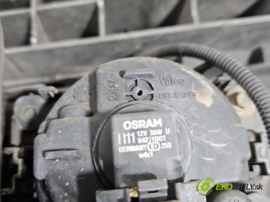 Renault Megane II 2003-2008 1.5 dci 82 HP manual 60 kW 1461 cm3 5- nárazník predné  (Kľučka dverí ostatné)