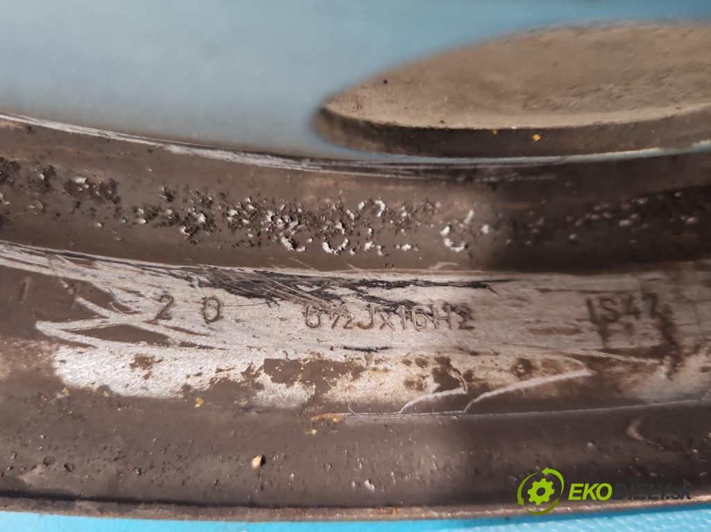 Toyota Proace City 1.5 D4D 131 hp automatic 96 kW 1499 cm3 5- Felga ocelový 16"