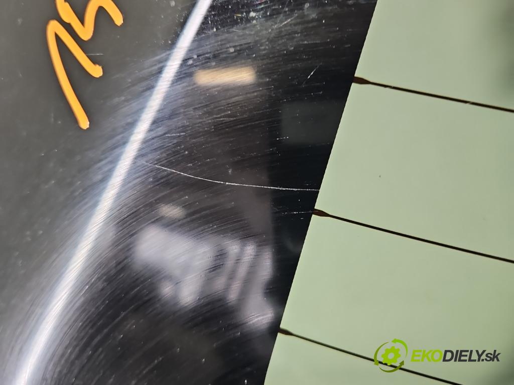 Suzuki Vitara II 2015- 1.6 16V 120 hp manual 88 kW 1586 cm3 5- zadní kufrové dveře  (Zadní kapota (kufr))