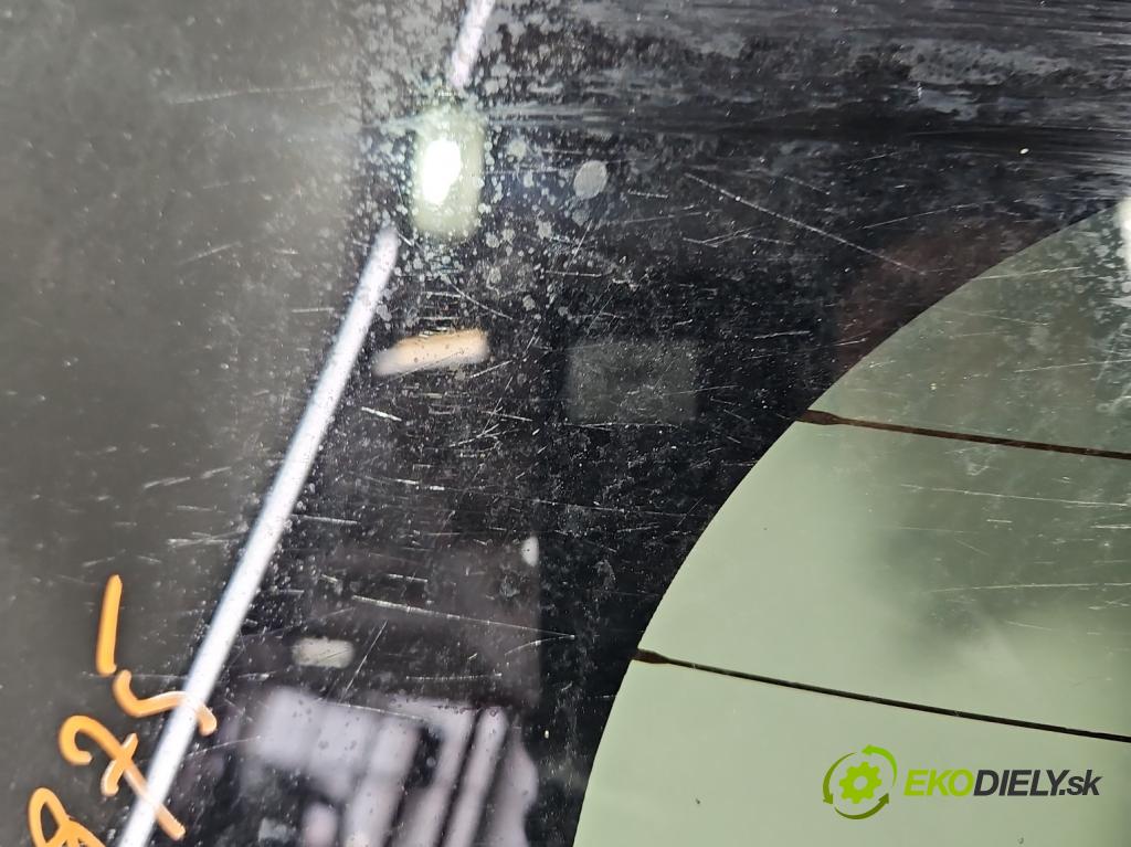 Suzuki Vitara II 2015- 1.6 16V 120 hp manual 88 kW 1586 cm3 5- zadní kufrové dveře  (Zadní kapota (kufr))