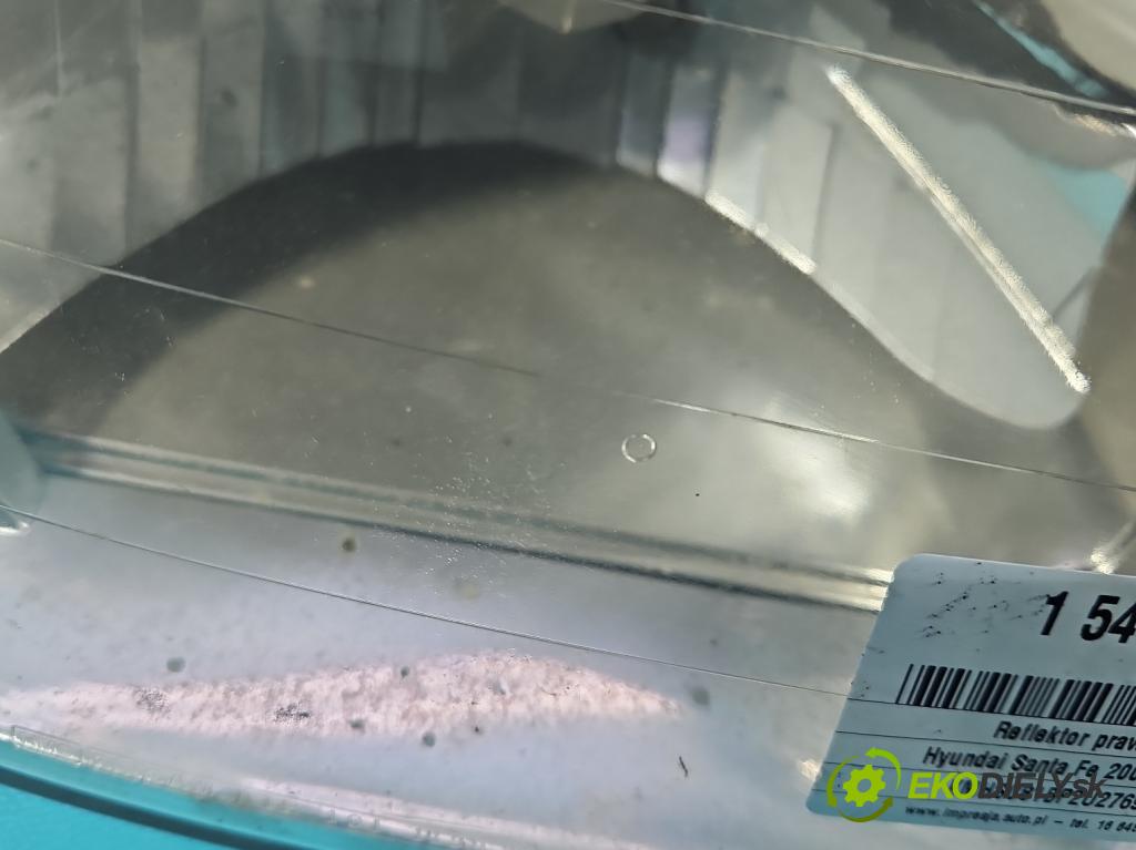 Hyundai Santa Fe 2000-2006 2.4 16V 150 HP manual 110 kW 2400 cm3 5- Reflektor: pravý  (Svetlo predné pravé)