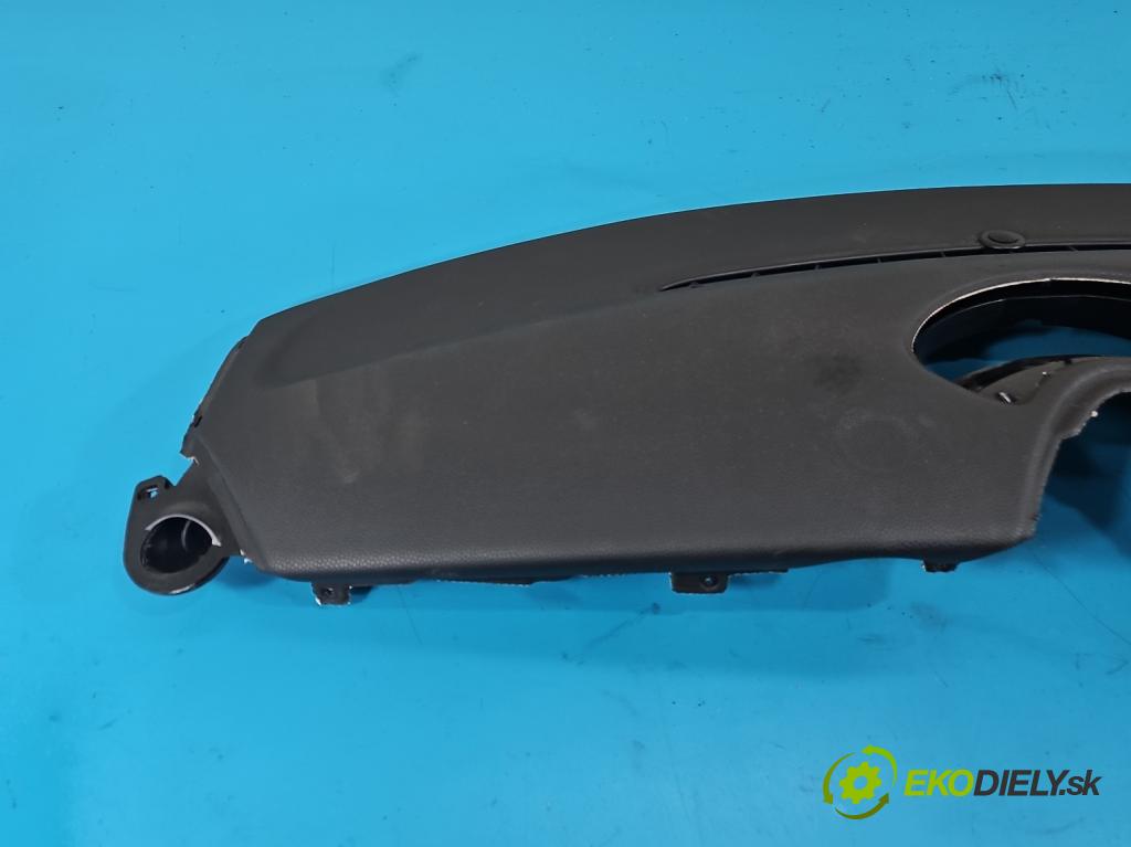 Mini One II 2006-2013 1.4 16V 95 HP manual 70 kW 1397 cm3 3- kokpit,pristrojová doska rozdeľovacia