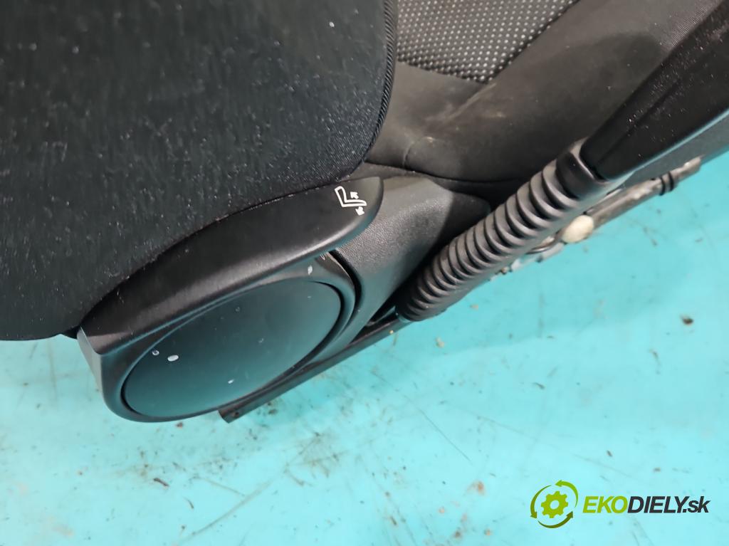 Mini One II 2006-2013 1.4 16V 95 HP manual 70 kW 1397 cm3 3- Sedačka ľavý (Sedadlo)