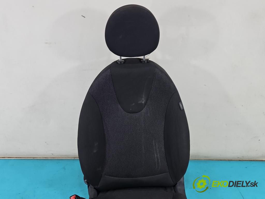 Mini One II 2006-2013 1.4 16V 95 HP manual 70 kW 1397 cm3 3- Sedačka ľavý (Sedadlo)