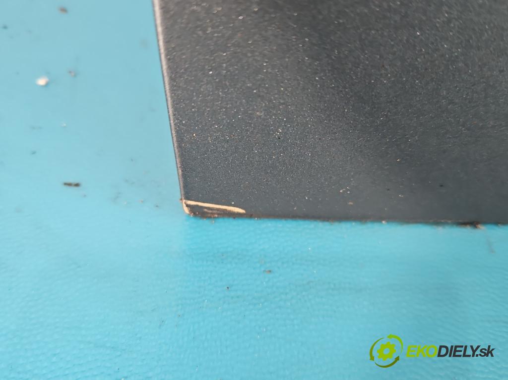 Mini One II 2006-2013 1.4 16V 95 HP manual 70 kW 1397 cm3 3- dvere predné ľavé  (Kľučka dverí ostatné)