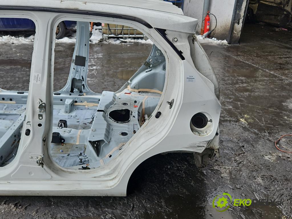 Toyota Aygo II 2014-2022 1.0 vvti 72 hp manual 53 kW 998 cm3 5- blatnik zadní levý 