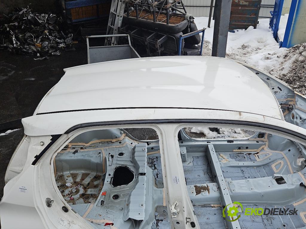 Toyota Aygo II 2014-2022 1.0 vvti 72 HP manual 53 kW 998 cm3 5- strecha