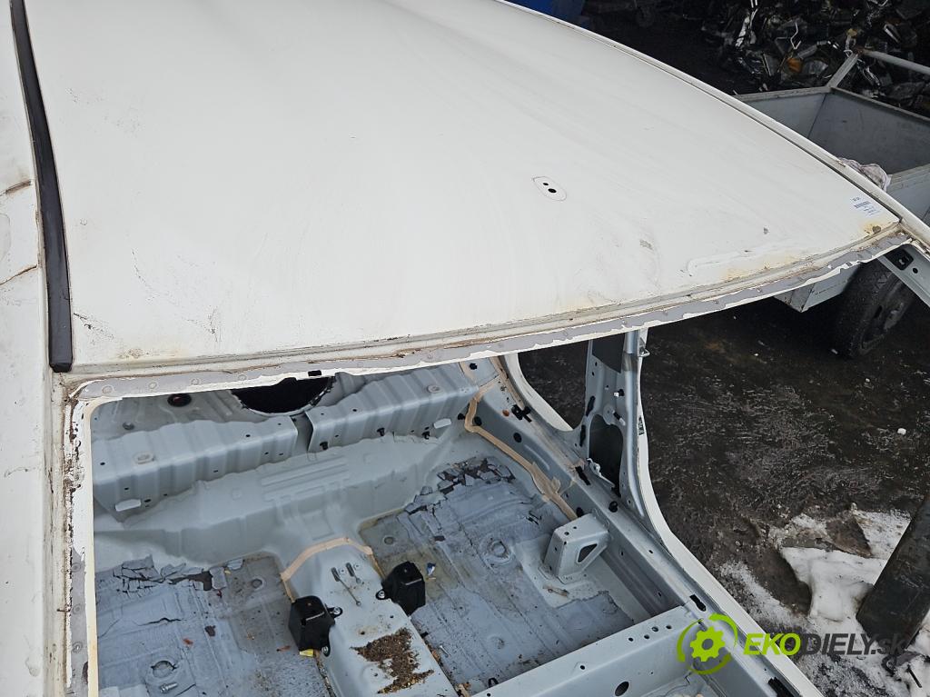 Toyota Aygo II 2014-2022 1.0 vvti 72 HP manual 53 kW 998 cm3 5- strecha
