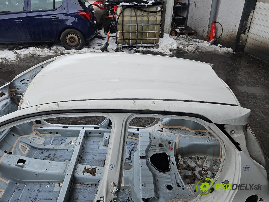 Toyota Aygo II 2014-2022 1.0 vvti 72 HP manual 53 kW 998 cm3 5- strecha