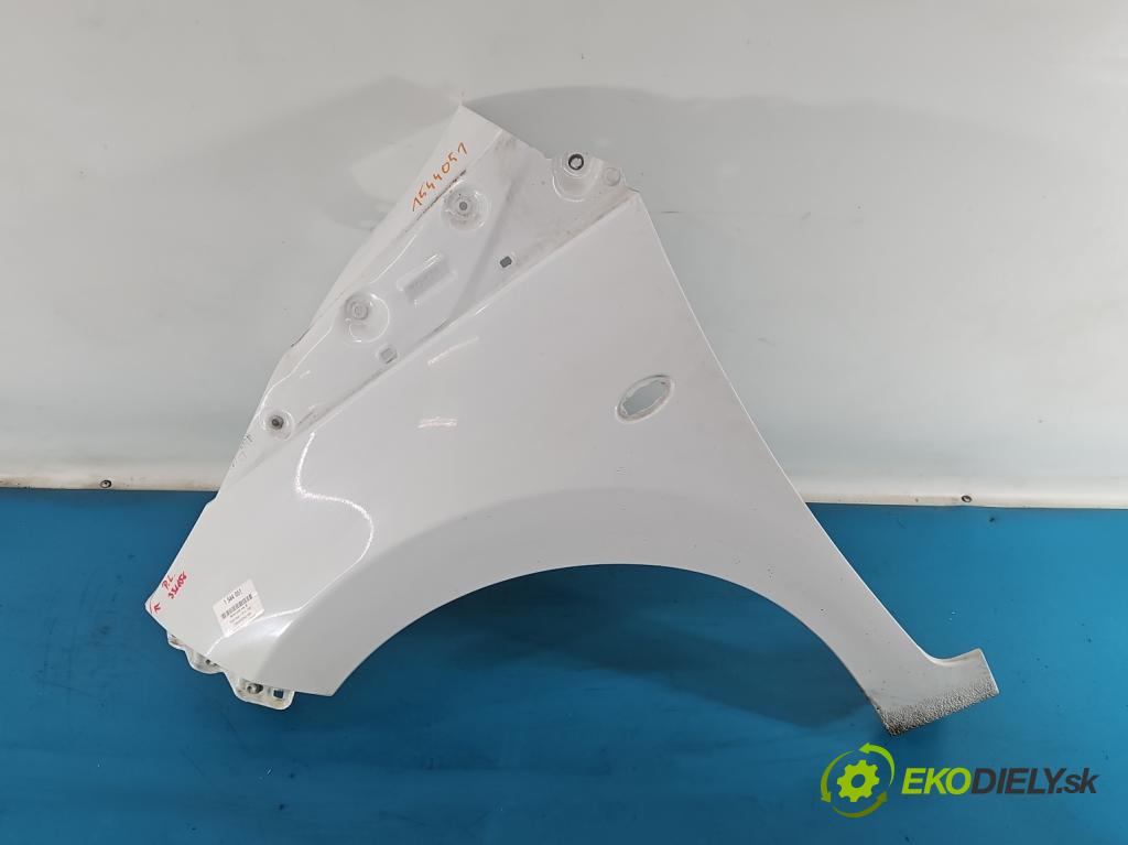 Toyota Aygo II 2014-2022 1.0 vvti 72 hp manual 53 kW 998 cm3 5- blatnik přední levý  (Levý přední blatník)