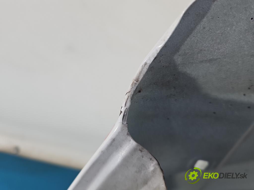 Toyota Aygo II 2014-2022 1.0 vvti 72 hp manual 53 kW 998 cm3 5- blatnik přední levý  (Levý přední blatník)