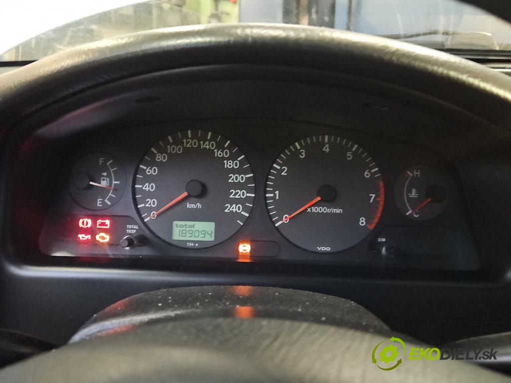 Toyota Avensis I T22 1997-2003 1.6 vvti 110 HP manual 81 kW 1598 cm3 4- prístrojovka/ budíky 83800-05380 (Prístrojová doska)