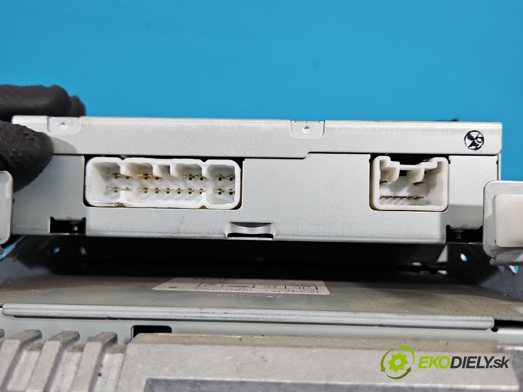 Toyota Avensis I T22 1997-2003 1.6 vvti 110 HP manual 81 kW 1598 cm3 4- Radio originál 86110-05011