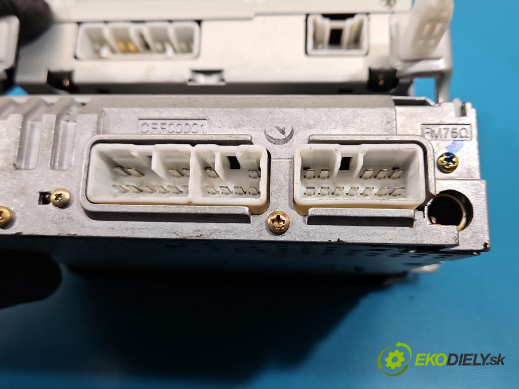 Toyota Avensis I T22 1997-2003 1.6 vvti 110 HP manual 81 kW 1598 cm3 4- Radio originál 86110-05011