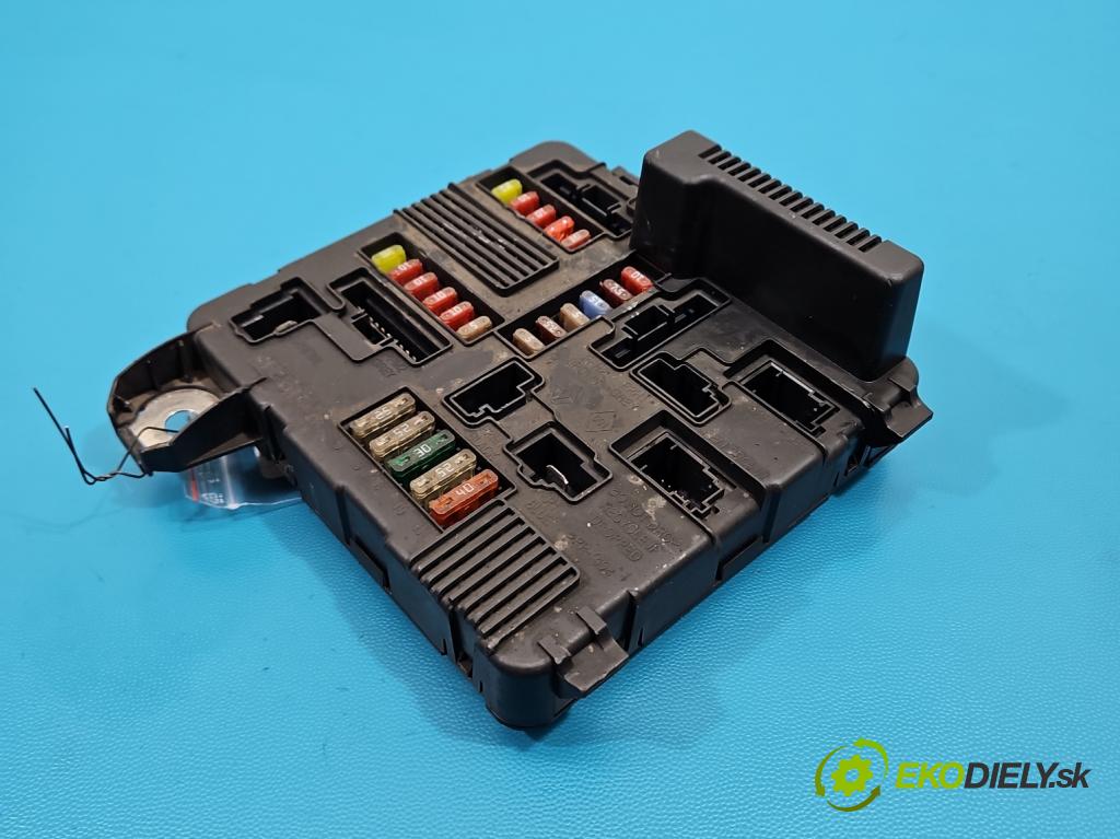 Renault Megane II 2003-2008 1.5 dci 82 HP manual 60 kW 1461 cm3 5- riadiaca jednotka ostatné 8200306033A