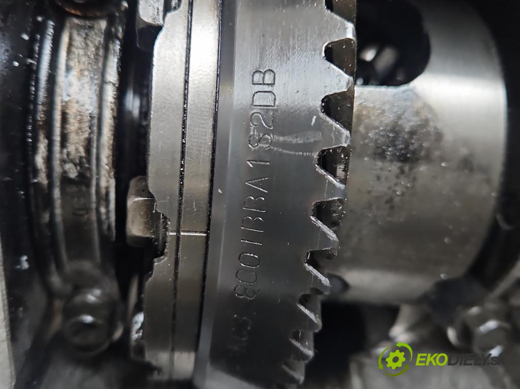 Hyundai Santa Fe 2000-2006 2.4 16V 150 HP manual 110 kW 2400 cm3 5- Most: zadní: