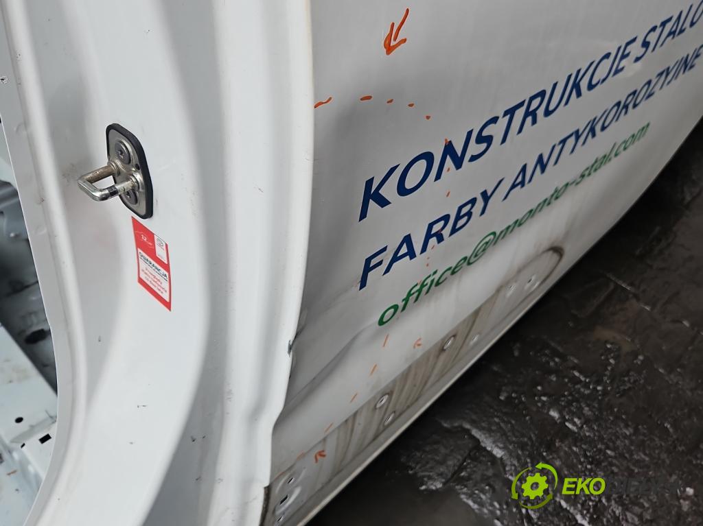 Toyota Proace City 1.5 D4D 131 hp automatic 96 kW 1499 cm3 5- blatnik zadní levý