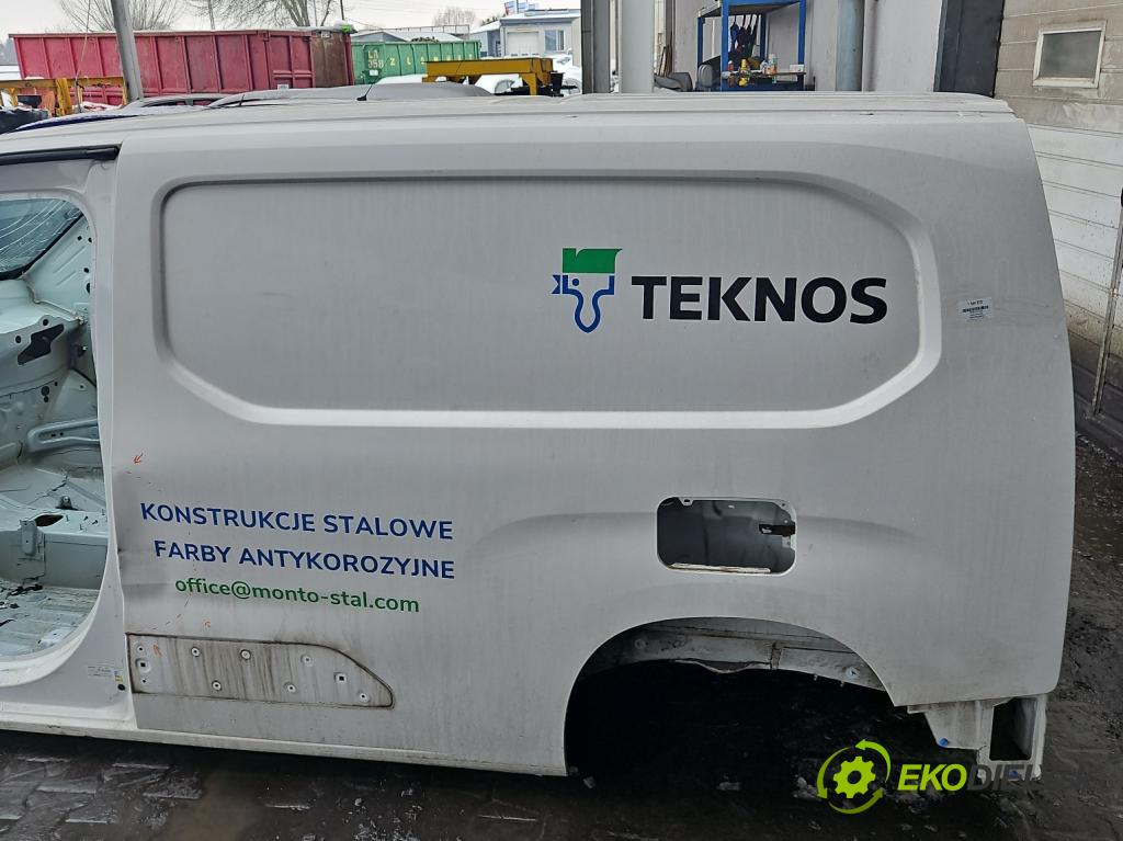 Toyota Proace City 1.5 D4D 131 hp automatic 96 kW 1499 cm3 5- blatnik zadní levý 
