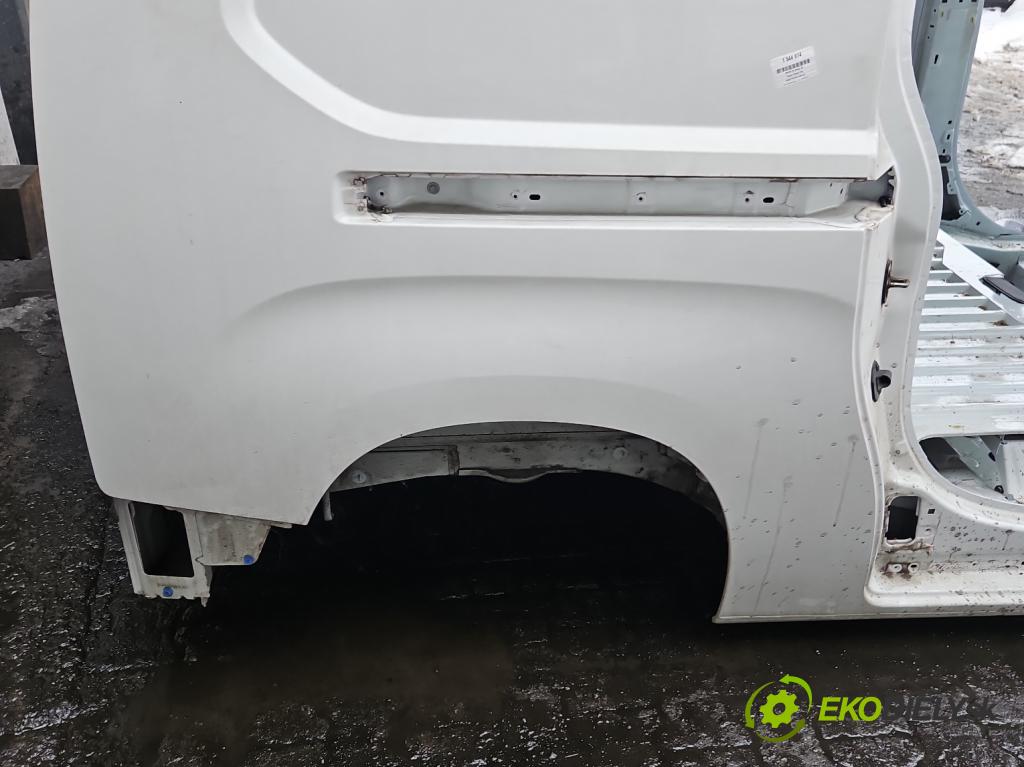 Toyota Proace City 1.5 D4D 131 HP automatic 96 kW 1499 cm3 5- blatník zadné pravý
