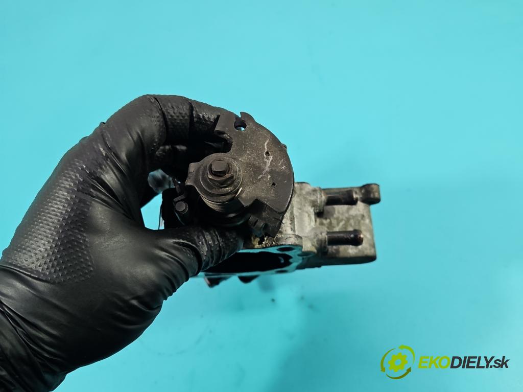 Hyundai Santa Fe 2000-2006 2.4 16V 150 HP manual 110 kW 2400 cm3 5- klapka  (Škrtiaca klapka)