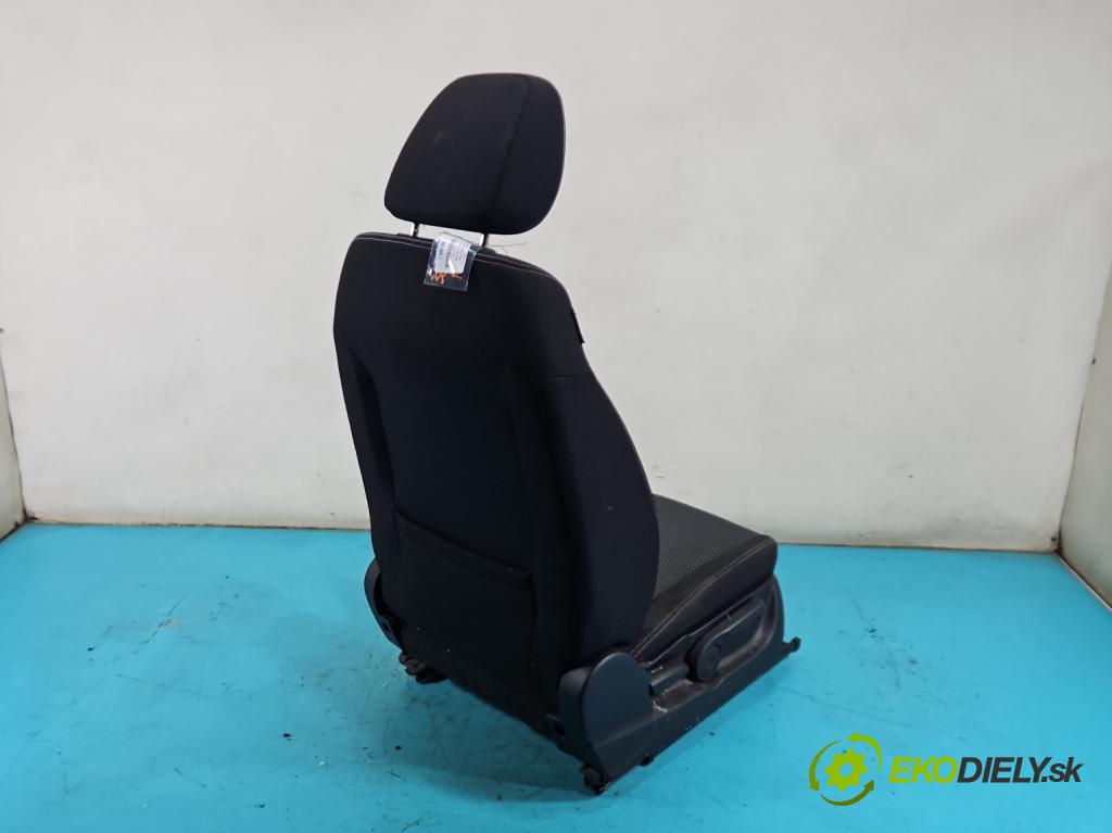 Suzuki Vitara II 2015- 1.6 16V 120 HP manual 88 kW 1586 cm3 5- Sedačka pravý (Sedadlo)