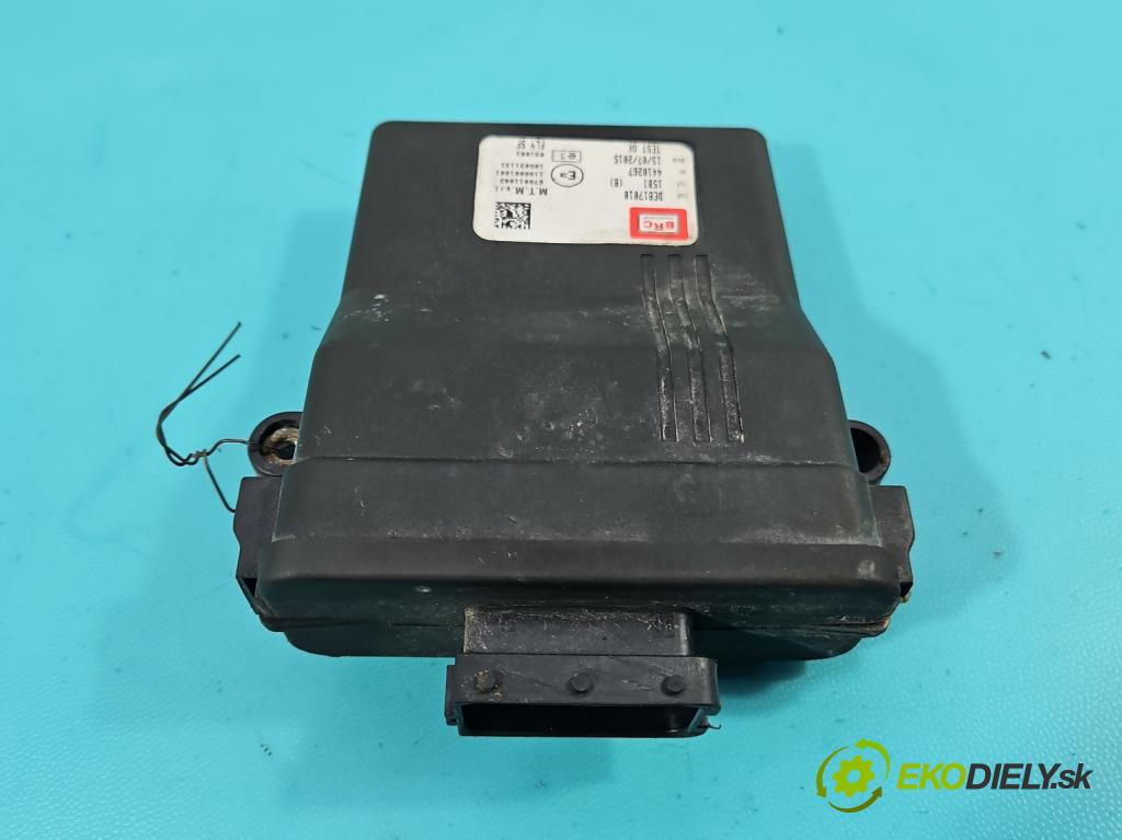 Vw Golf IV 1997-2003 1.4 16V 75 hp manual 55 kW 1390 cm3 5- řídící jednotka LPG 67R011002