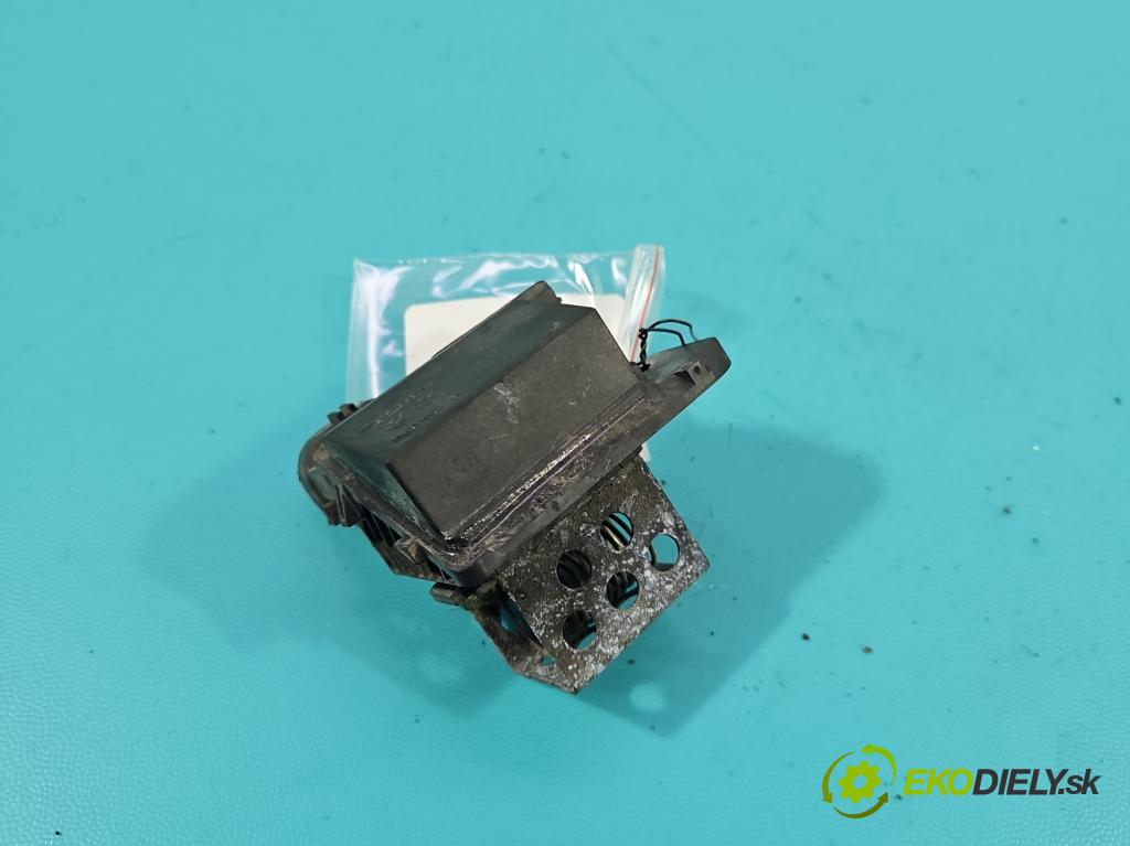 Toyota Proace City 1.5 D4D 131 HP automatic 96 kW 1499 cm3 5- Relé: ventilátoru 9829220580