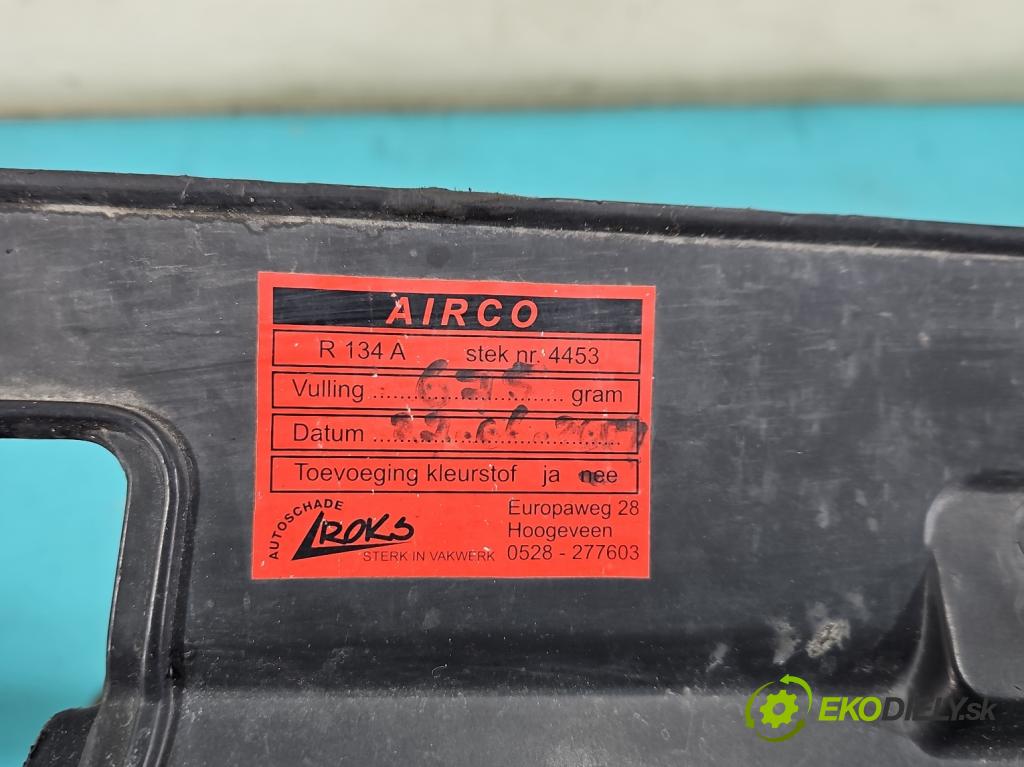 Citroen C5 I 2001-2008 2.0 hdi 109 HP manual 80 kW 1997 cm3 5- nárazník predné  (Kľučka dverí ostatné)