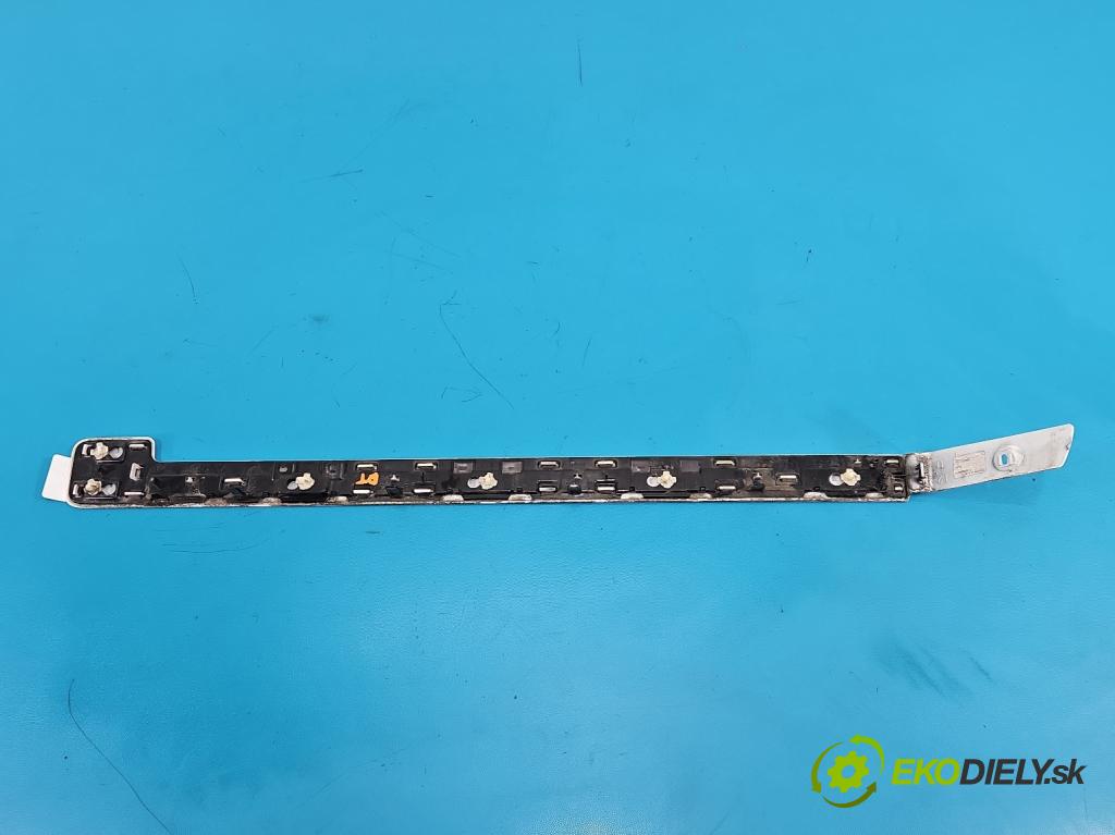 Toyota Proace City 1.5 D4D 131 HP automatic 96 kW 1499 cm3 5- kryt plast 98186968