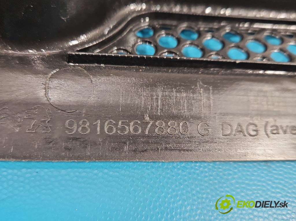 Toyota Proace City 1.5 D4D 131 hp automatic 96 kW 1499 cm3 5- torpédo 9816567880G (Plast pod čelním sklem)