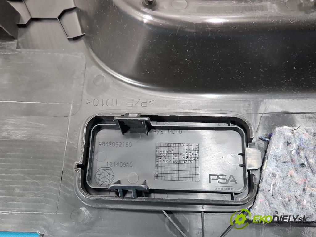 Opel Grandland 2017–2024 1.2 T 131 hp automatic 96 kW 1199 cm3 5- Tapacír: kufra: pravé 9842092180