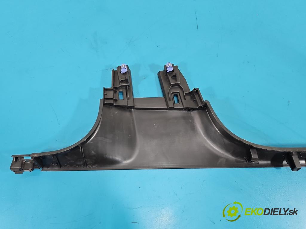 Opel Grandland 2017–2024 1.2 T 131 HP manual 96 kW 1199 cm3 5- kryt plast YP00011377
