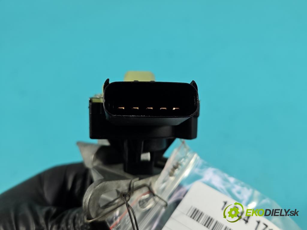 Dodge Caliber 1.8 16V 150 HP manual 110 kW 1799 cm3 5- Spínačka 04685719AG (Spínacia skrinka)