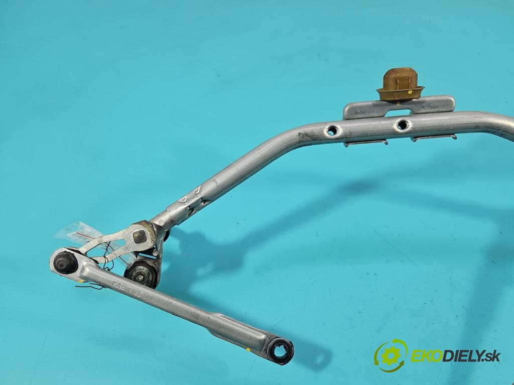 Toyota Proace City 1.5 D4D 131 HP automatic 96 kW 1499 cm3 5- mechanizmus stieračov W000074997