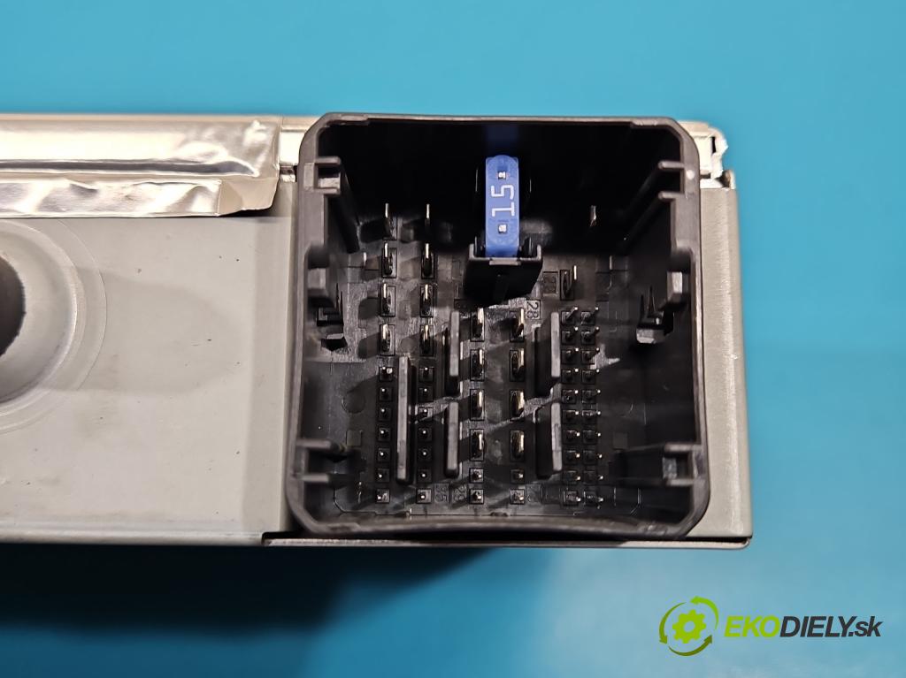 Opel Grandland 2017–2024 1.2 T 131 HP automatic 96 kW 1199 cm3 5- riadiaca jednotka ostatné 9855270480