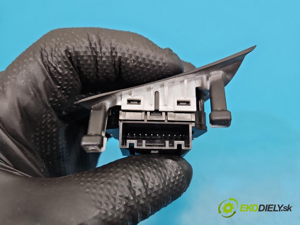 Opel Grandland 2017–2024 1.2 T 131 HP automatic 96 kW 1199 cm3 5- prepínač multifunkční: řízení: 39172790 (Prepínacie páčky pod volantom)